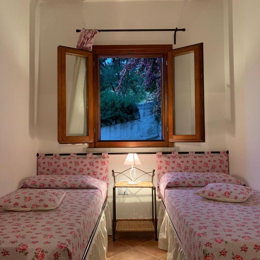 Residenza Il Melograno Villa Budoni Ngoại thất bức ảnh